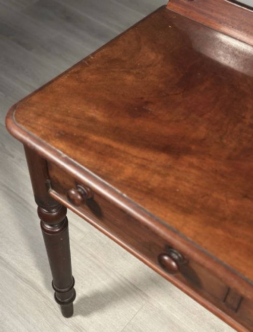 VICTORIAN MAHOGANY SIDE TABLE - ADDITIONAL PHOTO 11