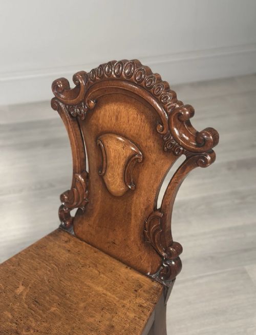 A PAIR OF OAK HALL CHAIRS C1860 - ADDITIONAL PHOTO 3