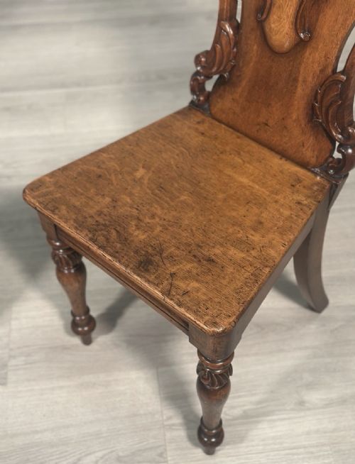 A PAIR OF OAK HALL CHAIRS C1860 - ADDITIONAL PHOTO 5