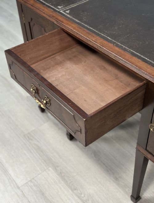 EDWARDIAN MAHOGANY DESK - ADDITIONAL PHOTO 3