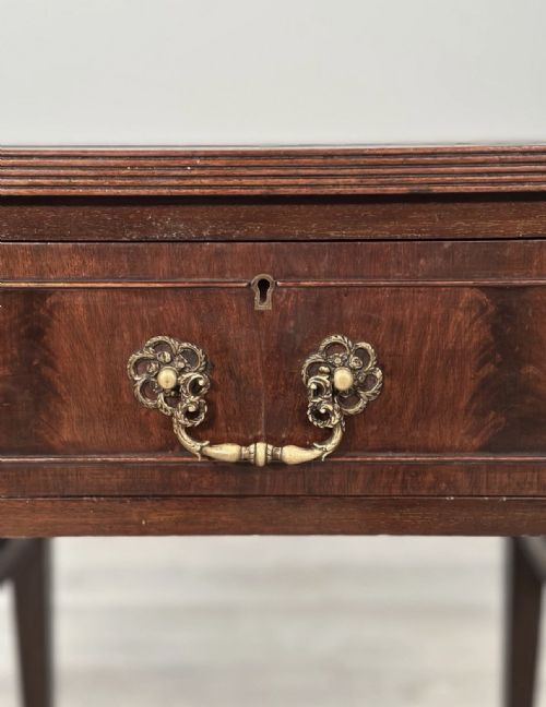 EDWARDIAN MAHOGANY DESK - ADDITIONAL PHOTO 4