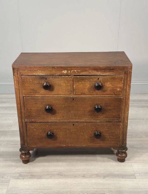 antique chest of drawers in scumble paint - CATEGORY: ANTIQUE CHEST OF DRAWERS - DATED 19TH CENTURY