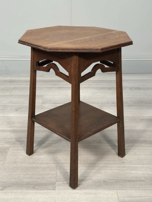 ARTS AND CRAFTS OAK SIDE TABLE C1910 - ADDITIONAL PHOTO 2