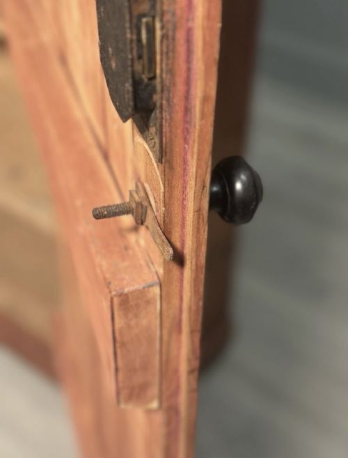 LARGE VICTORIAN PINE LARDER CUPBOARD - ADDITIONAL PHOTO 7