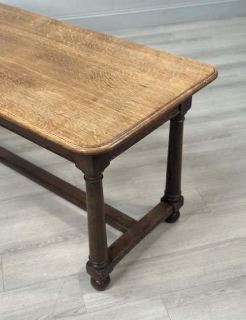 ANTIQUE OAK DINING TABLE C1910 - ADDITIONAL PHOTO 1