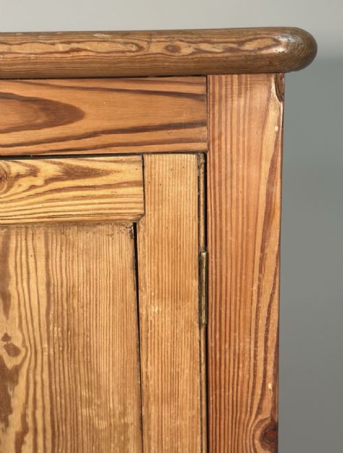 LARGE ANTIQUE PITCH PINE SCHOOL CUPBOARD - ADDITIONAL PHOTO 9