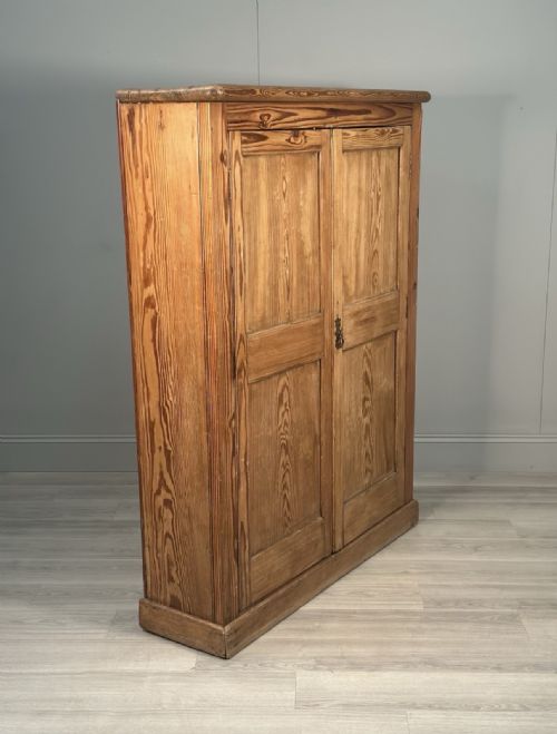 LARGE ANTIQUE PITCH PINE SCHOOL CUPBOARD - ADDITIONAL PHOTO 12