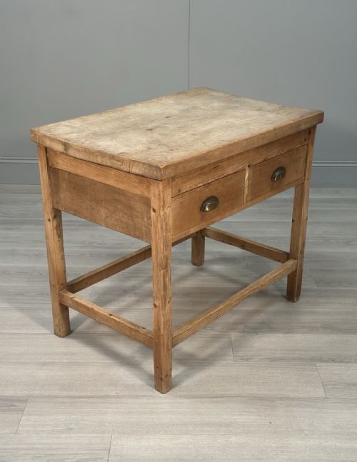 ANTIQUE BAKERS PREP TABLE - ADDITIONAL PHOTO 3