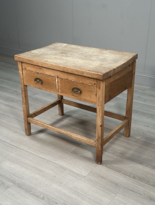ANTIQUE BAKERS PREP TABLE - ADDITIONAL PHOTO 4