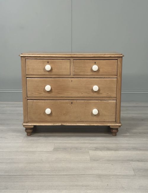 VICTORIAN PINE CHEST OF DRAWERS - ADDITIONAL PHOTO 1