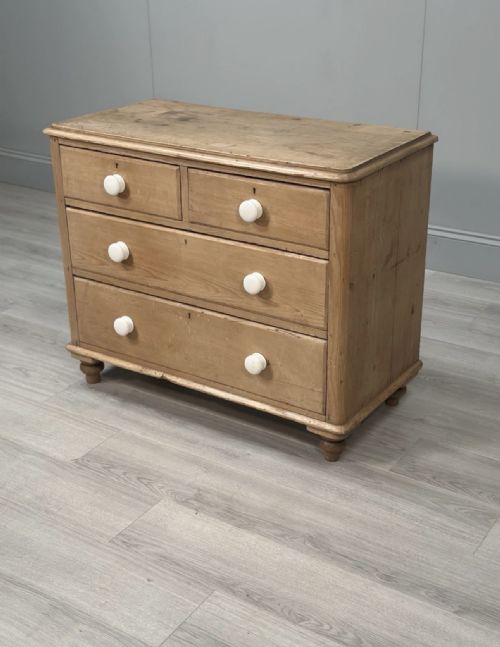 VICTORIAN PINE CHEST OF DRAWERS - ADDITIONAL PHOTO 3