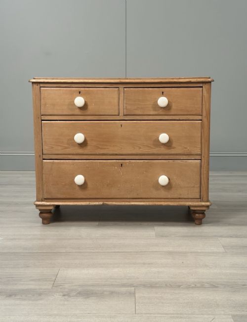 VICTORIAN PINE CHEST OF DRAWERS - ADDITIONAL PHOTO 10