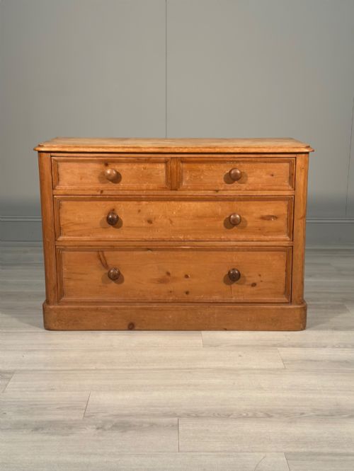 Victorian Pine Chest of Drawers