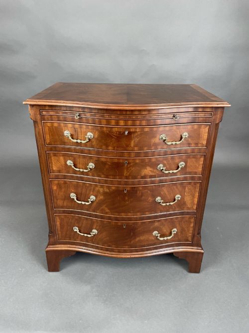 Mahogany Georgian Style Serpentine Chest of Drawers