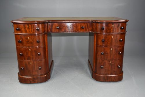 Victorian Mahogany Pedestal Desk
