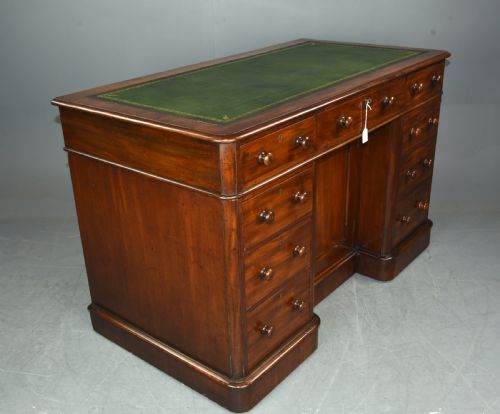 fig 2. Victorian knee hole pedestal desk