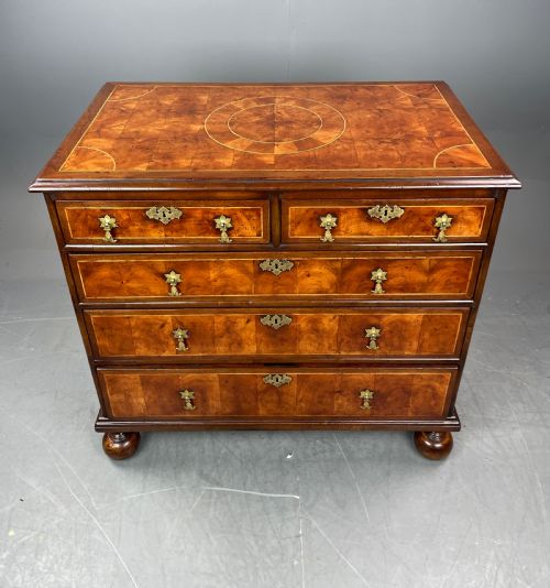 18th Century Oyster and Walnut Chest of Drawers