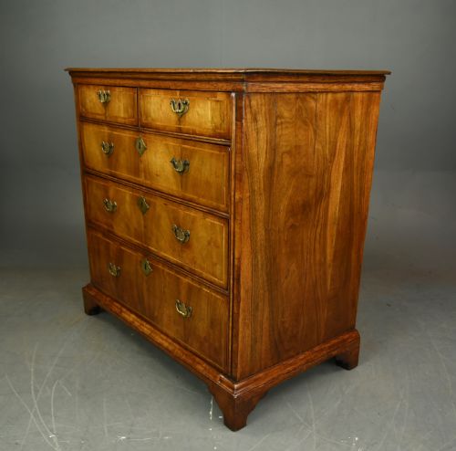 fig 1. Early Georgian walnut chest of drawers