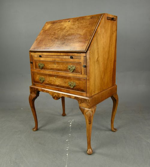fig 1. Small Queen Anne style walnut bureau