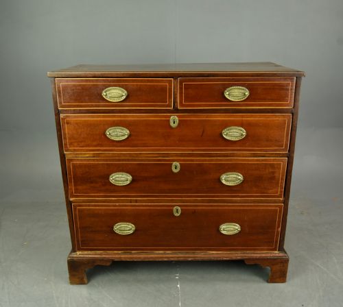 Georgian Mahogany Chest of Drawers