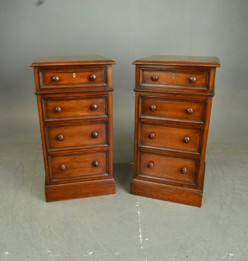 Antique Pair of Walnut Victorian Bedside Chests of Drawers