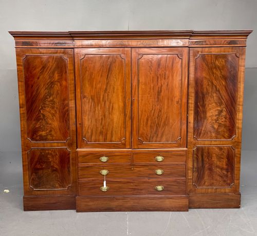 Large Georgian Mahogany Four Door Wardrobe