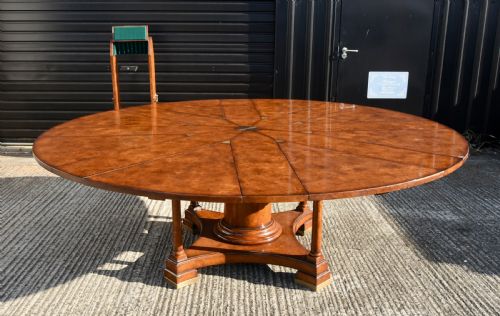 fig 1. Burr oak Jupe table round dining table