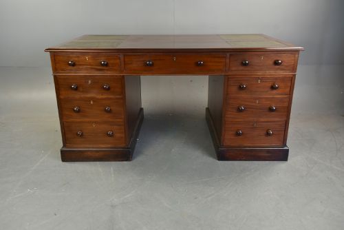 Victorian Mahogany Pedestal Desk