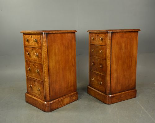 fig 1. Pair of Victorian bedside chests of drawers