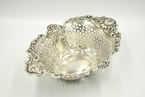 fig 2. Victorian Sterling silver Fruit basket by James Charles Jay Chester 1899
