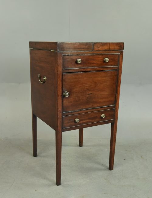 Georgian Mahogany Night Stand Bedside Cabinet
