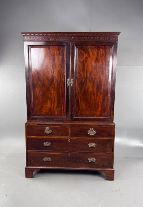Georgian Mahogany Gentlemans Wardrobe