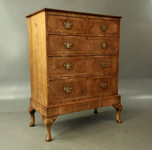 19th Century Queen Anne Walnut Chest of Drawers