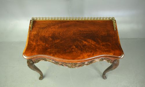 19TH CENTURY WALNUT SIDE TABLE - ADDITIONAL PHOTO 5