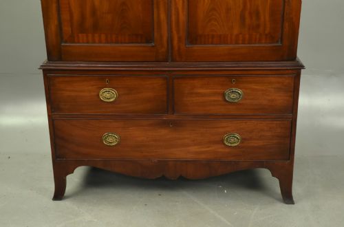 fig 1. Georgian mahogany wardrobe