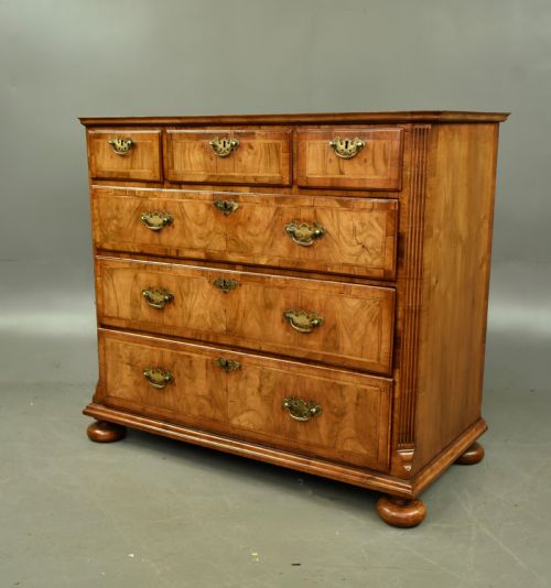 fig 1. Queen Anne walnut chest of drawers circa 1720