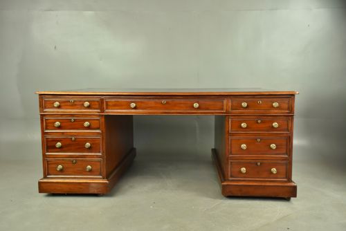 fig 1. Large Regency mahogany partners desk