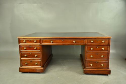 fig 2. Large Regency mahogany partners desk
