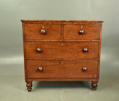 Small Georgian Mahogany Chest of Drawers