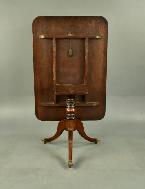 GEORGIAN MAHOGANY SUPPER TABLE - ADDITIONAL PHOTO 3
