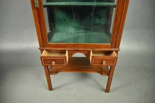 SMALL ANTIQUE DISPLAY CABINET - ADDITIONAL PHOTO 5