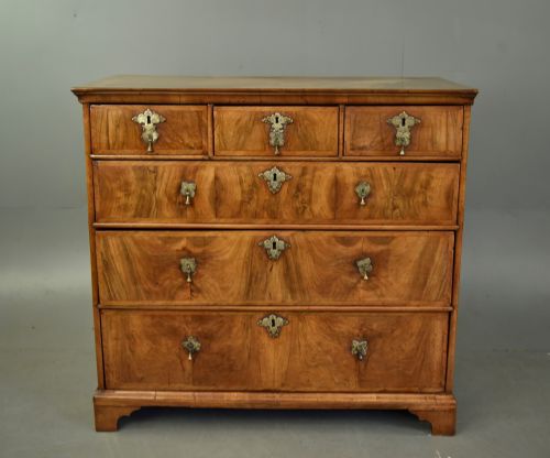 18th Century Walnut Chest of Drawers