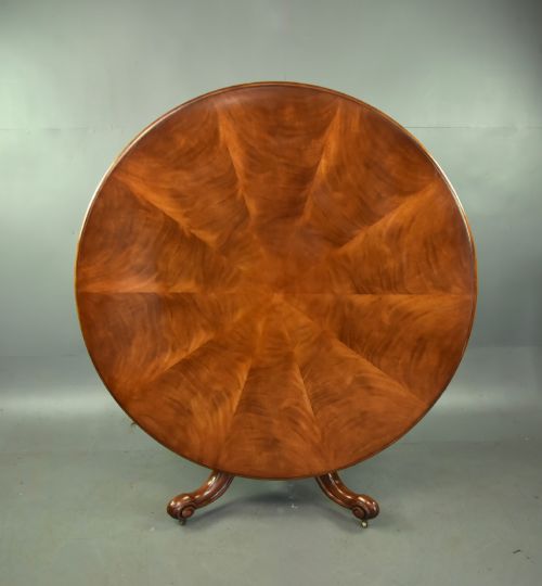 LARGE VICTORIAN CIRCULAR RADIAL VENEERED DINING TABLE