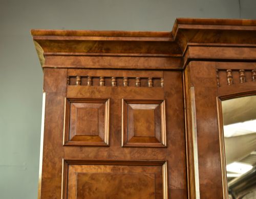 VICTORIAN BURR WALNUT TRIPLE WARDROBE - ADDITIONAL PHOTO 3