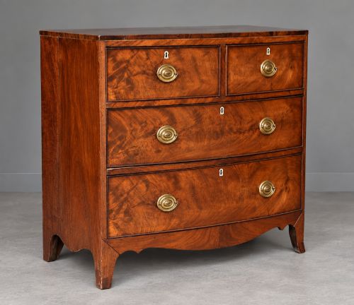 Small Georgian Bowfront Chest of Drawers