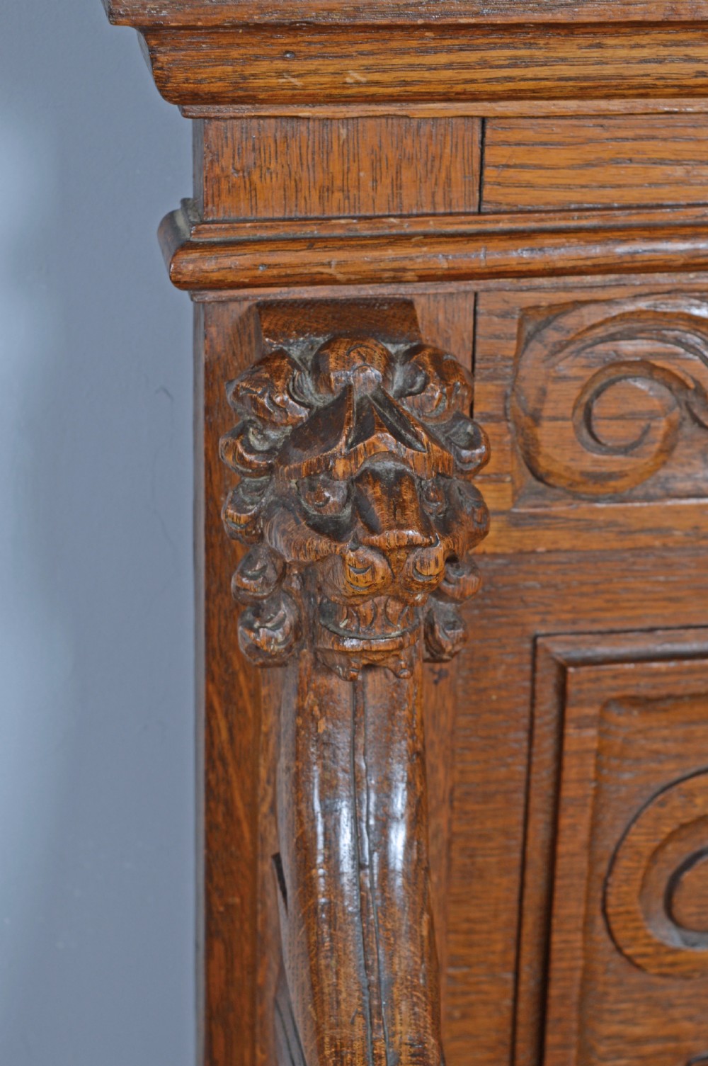 Antique carved oak box settle hall bench  View IV