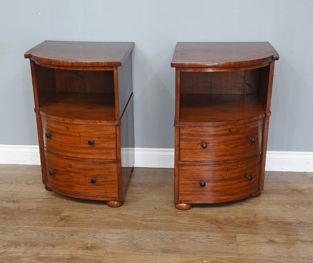 fine pair of Victorian mahogany bedside cabinets 