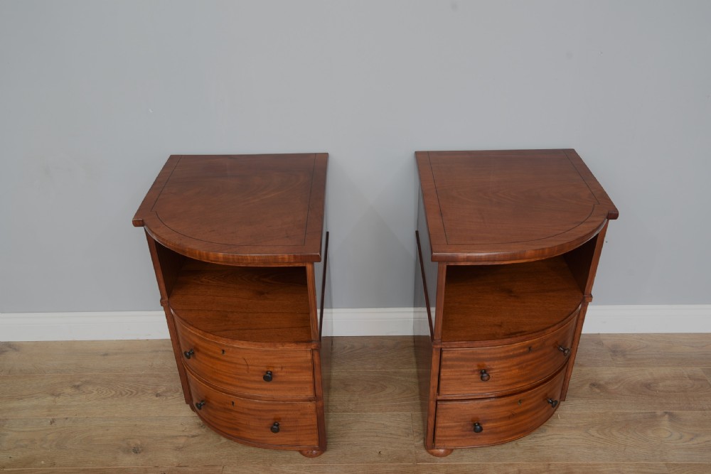 fine pair of Victorian mahogany bedside cabinets  View III