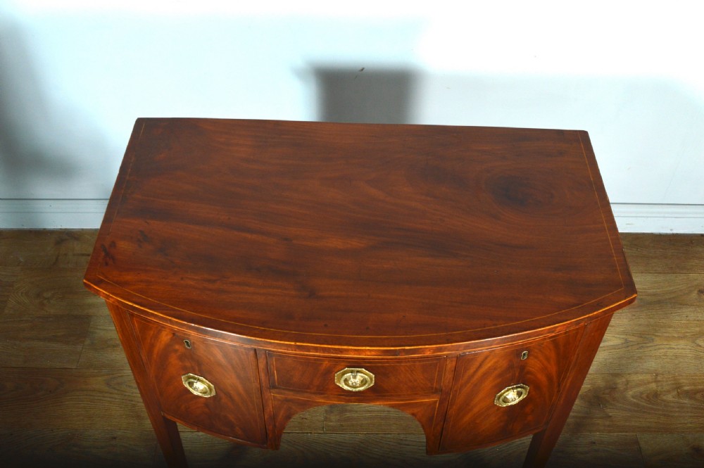 exceptional Antique small Georgian bow front sideboard  View IV