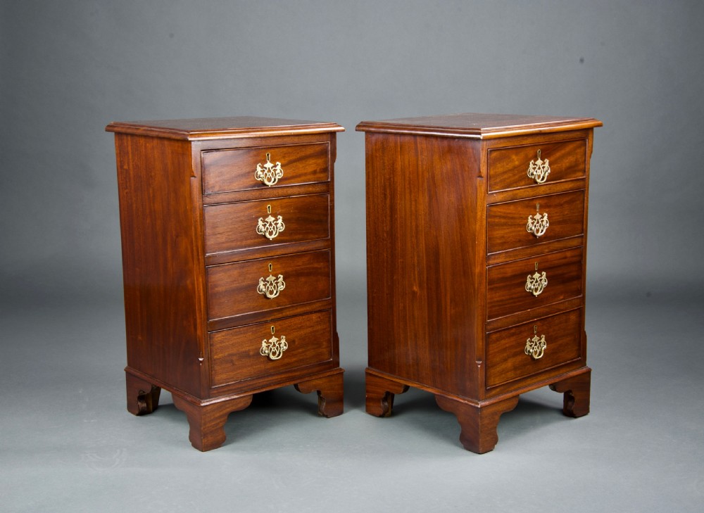 Pair of Georgian style mahogany bedside chests of drawers  View III